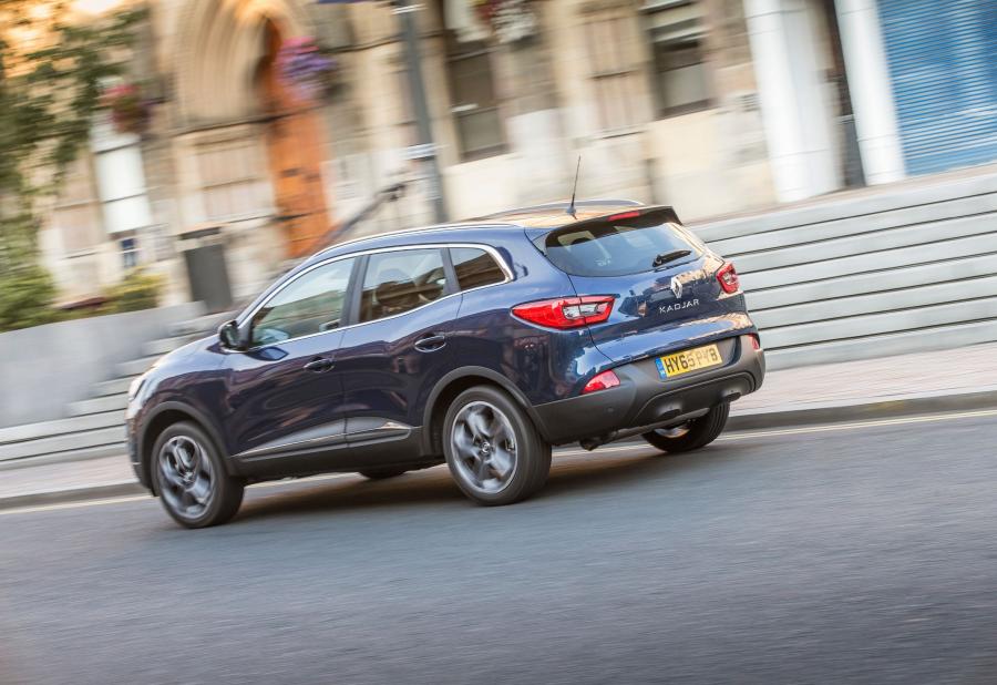  Renault Kadjar 2015 года  (UK) (фото 16 из 29)